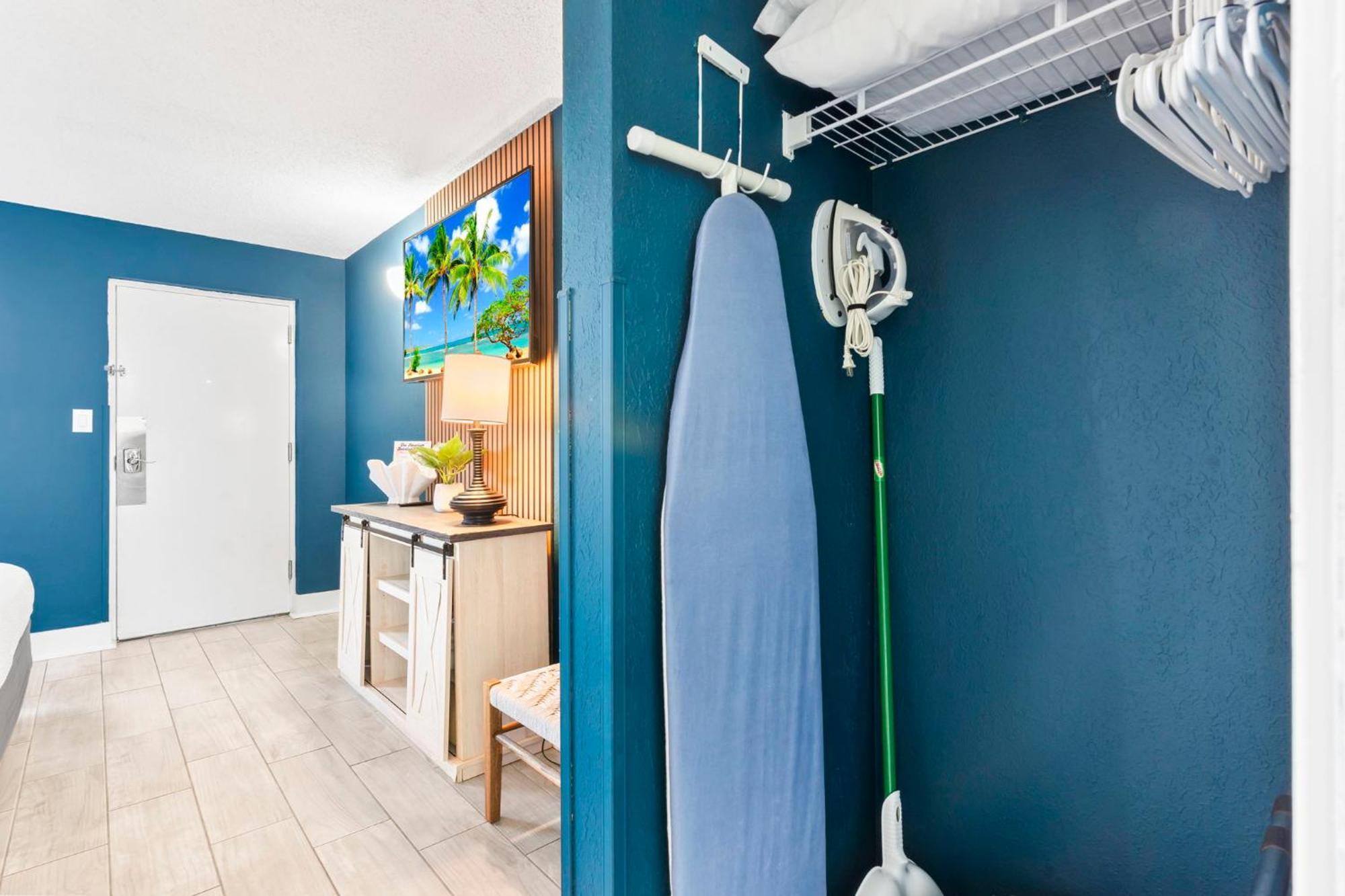 Recently Remodeled Double Queen Condo- Oceanfront Views! Boardwalk 135 Миртъл Бийч Екстериор снимка