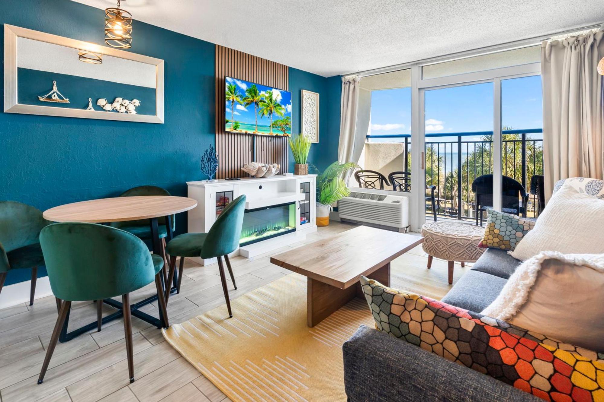Recently Remodeled Double Queen Condo- Oceanfront Views! Boardwalk 135 Миртъл Бийч Екстериор снимка